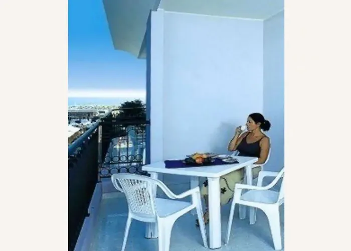 Lovely With Terrace Appartement Bibione